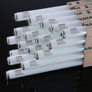 Sylvania CWF Tube Light 33-640 T8 18W 2Ft Germany